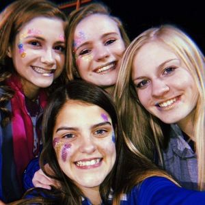 Meet your Posher, Chloe